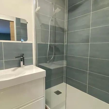 ベッド・アンド・ブレックファスト Parenthese Verte Curgies